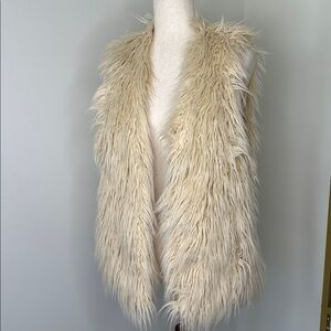Maria Shaggy Faux Fur Ivory Vest